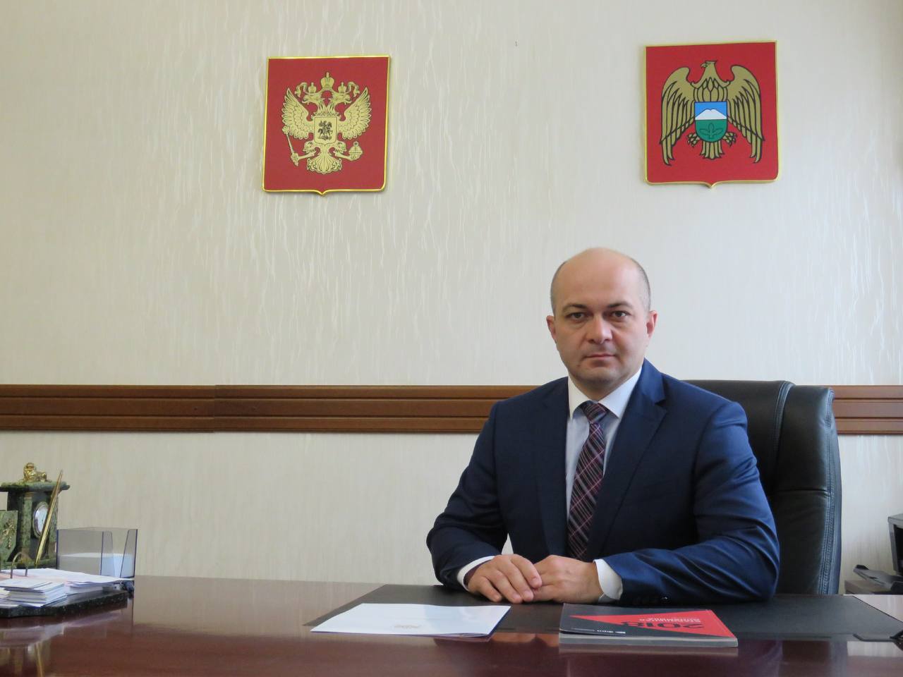 Обращение Министра промышленности, энергетики и торговли КБР  в связи с Днём памяти сотрудников правоохранительных органов, погибших при исполнении служебного долга.