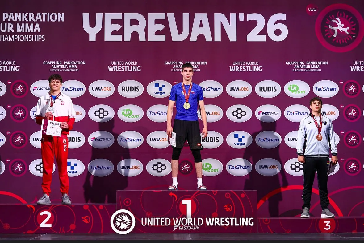 Ибрагим Кумышев — чемпион первенства Европы по грэпплингу