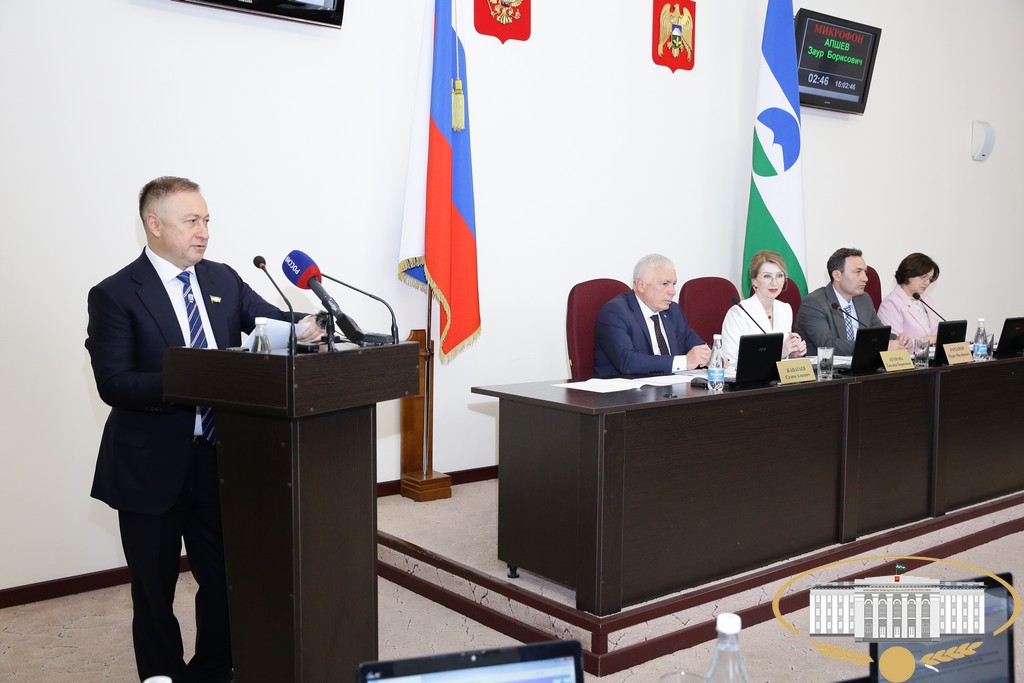 Комитет по экономической политике, инновационному развитию, туризму и предпринимательству представил результаты работы