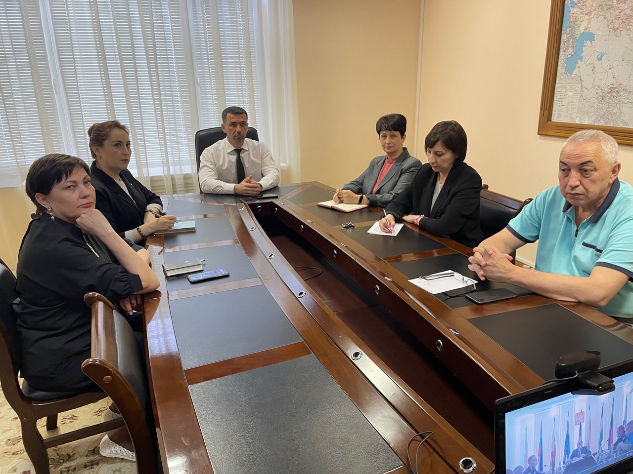 Представители Государственного комитета КБР по тарифам и жилищному надзору приняли участие в публичном мероприятии.