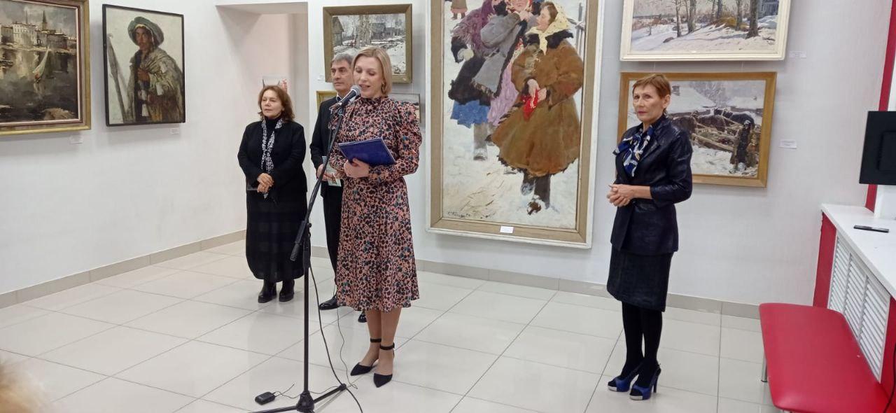 В Нальчике открылась выставка «Образы времен»