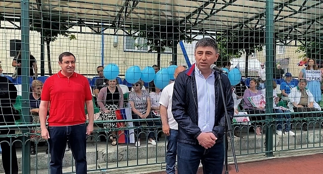На Детском стадионе города Нальчика стартовали республиканские соревнования среди медиков