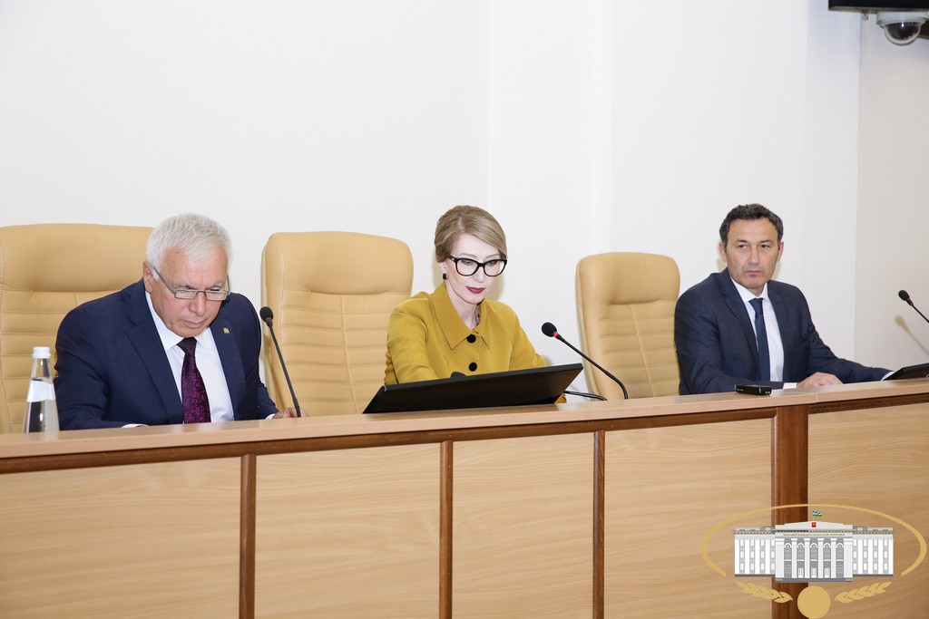 Принят закон, позволяющий сиротам в возрасте 18-22 лет получить денежную выплату на приобретение жилья