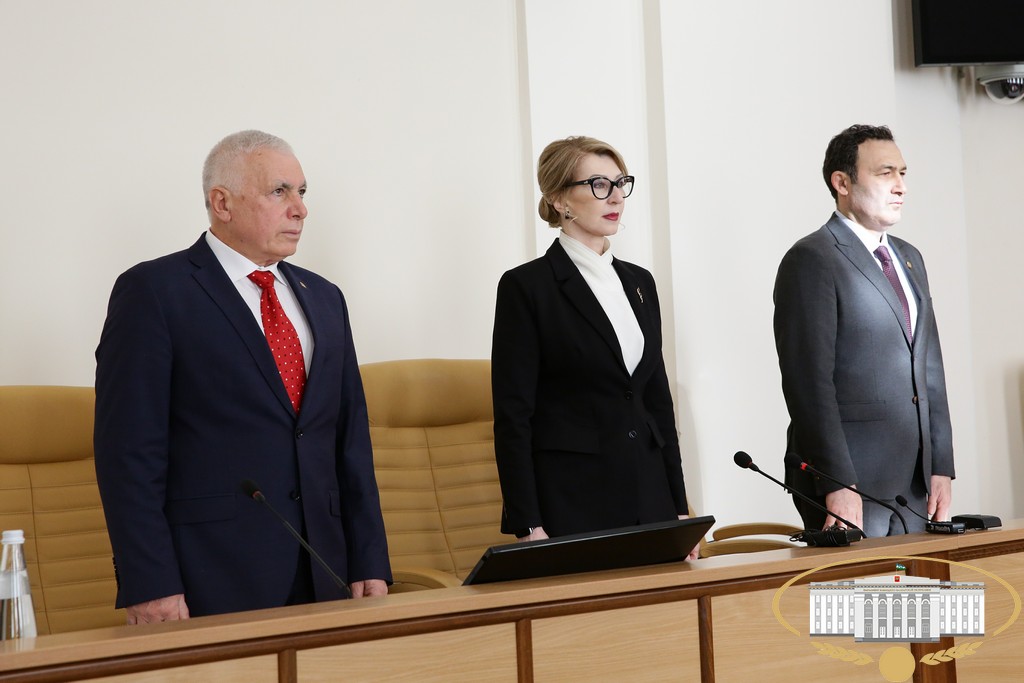 Стартовала весенняя сессия