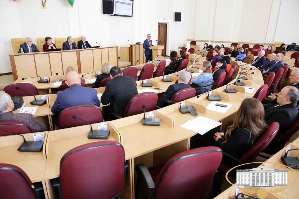 Обсудили вопросы обеспечения жильём детей-сирот