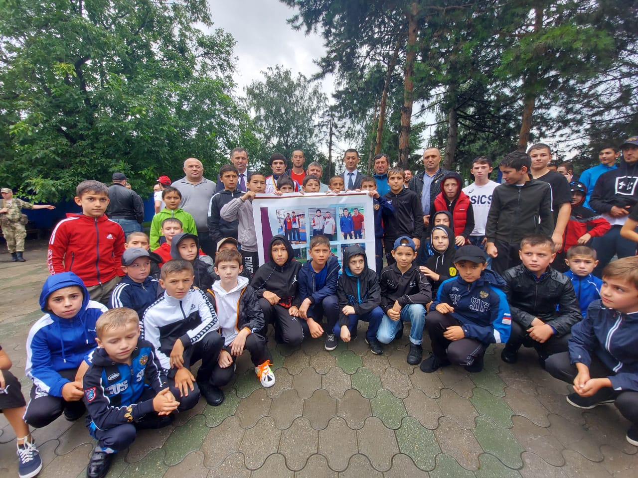 В аэропорту Нальчика чествовали Ислама Кильчукова