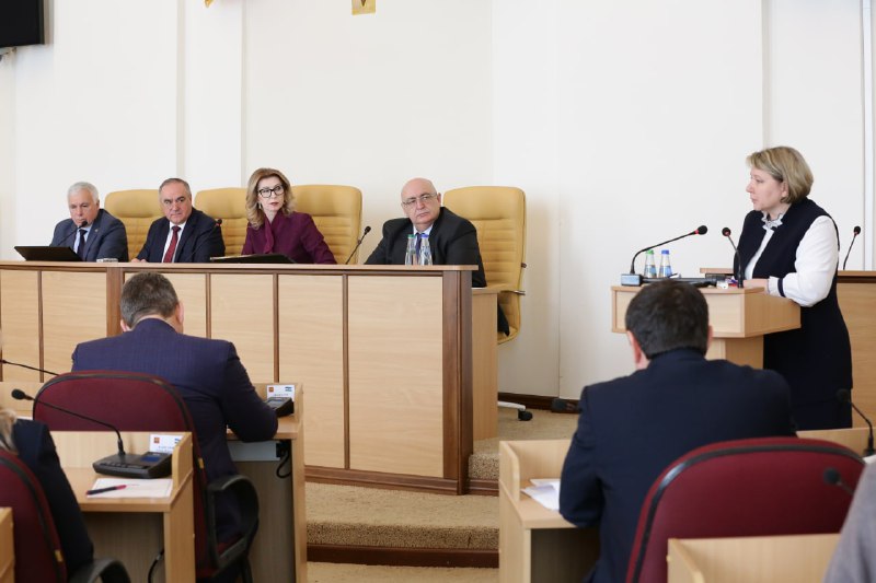 В Парламенте Кабардино-Балкарской Республики 16 ноября 2022 года состоялись публичные слушания по проекту республиканского бюджета на 2023 год и на плановый период 2024 и 2025 годов