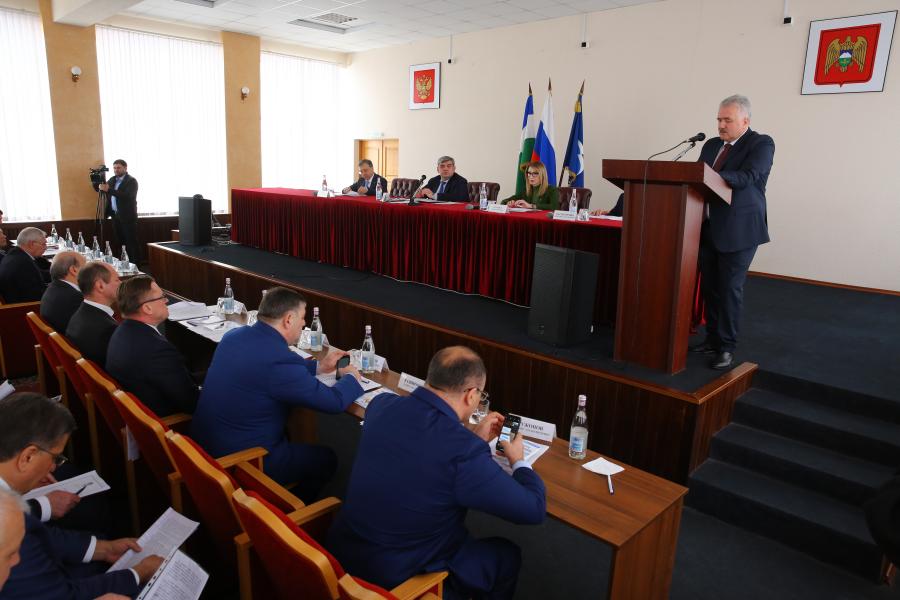 Казбек Коков провел выездное заседание Антитеррористической комиссии 