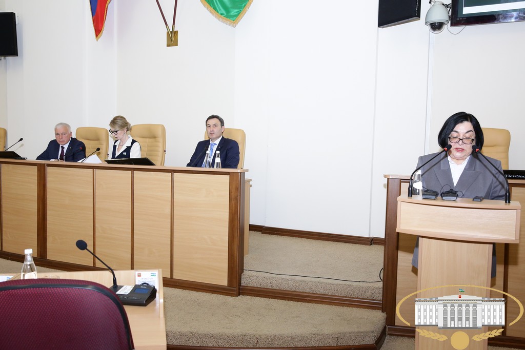 Законодатели заслушали отчёты о деятельности ведомств