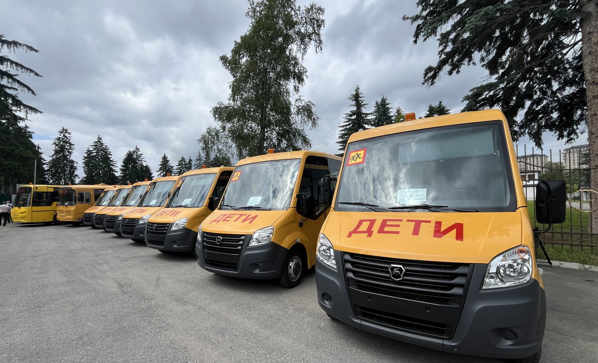 В Кабардино-Балкарию поступит 25 новых школьных автобусов