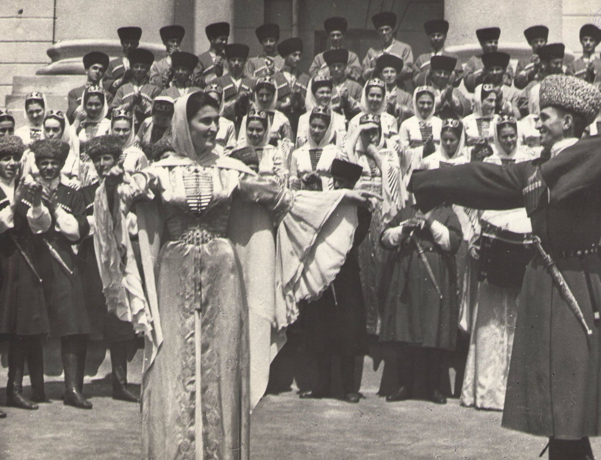 Ансамблю «Кабардинка» 90 лет