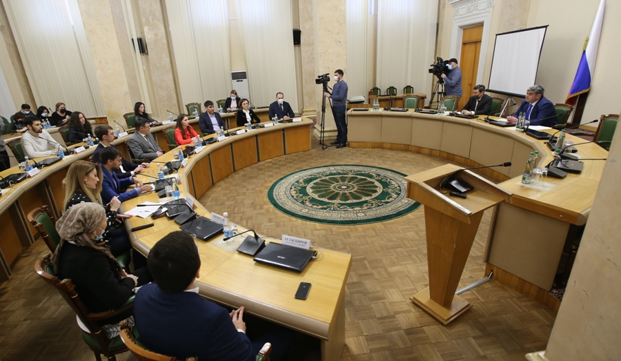 Казбек Коков встретился с молодыми учеными Кабардино-Балкарии 