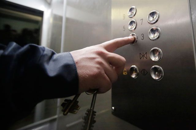 Должны ли жители МКД платить за обслуживание лифтов, которыми не пользуются?