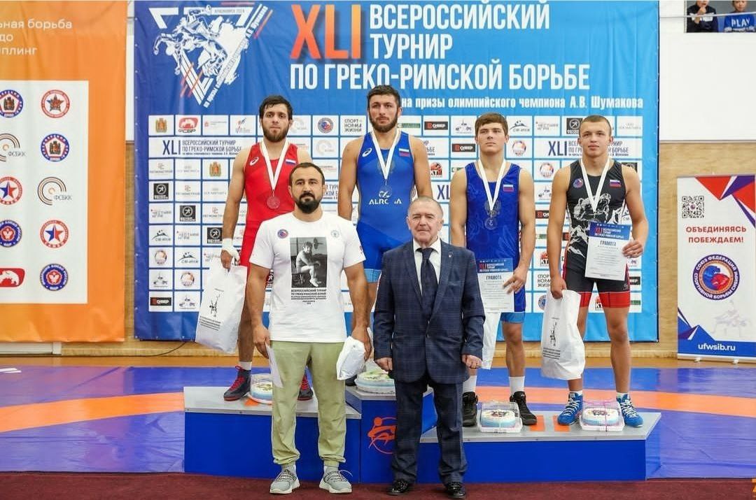 В Красноярске прошел 41-й Всероссийский турнир по греко-римской борьбе