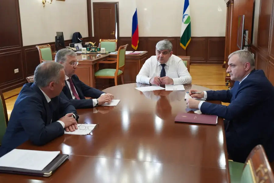Глава КБР Казбек Коков провел совещание по вопросам развития жилищно-коммунального комплекса республики