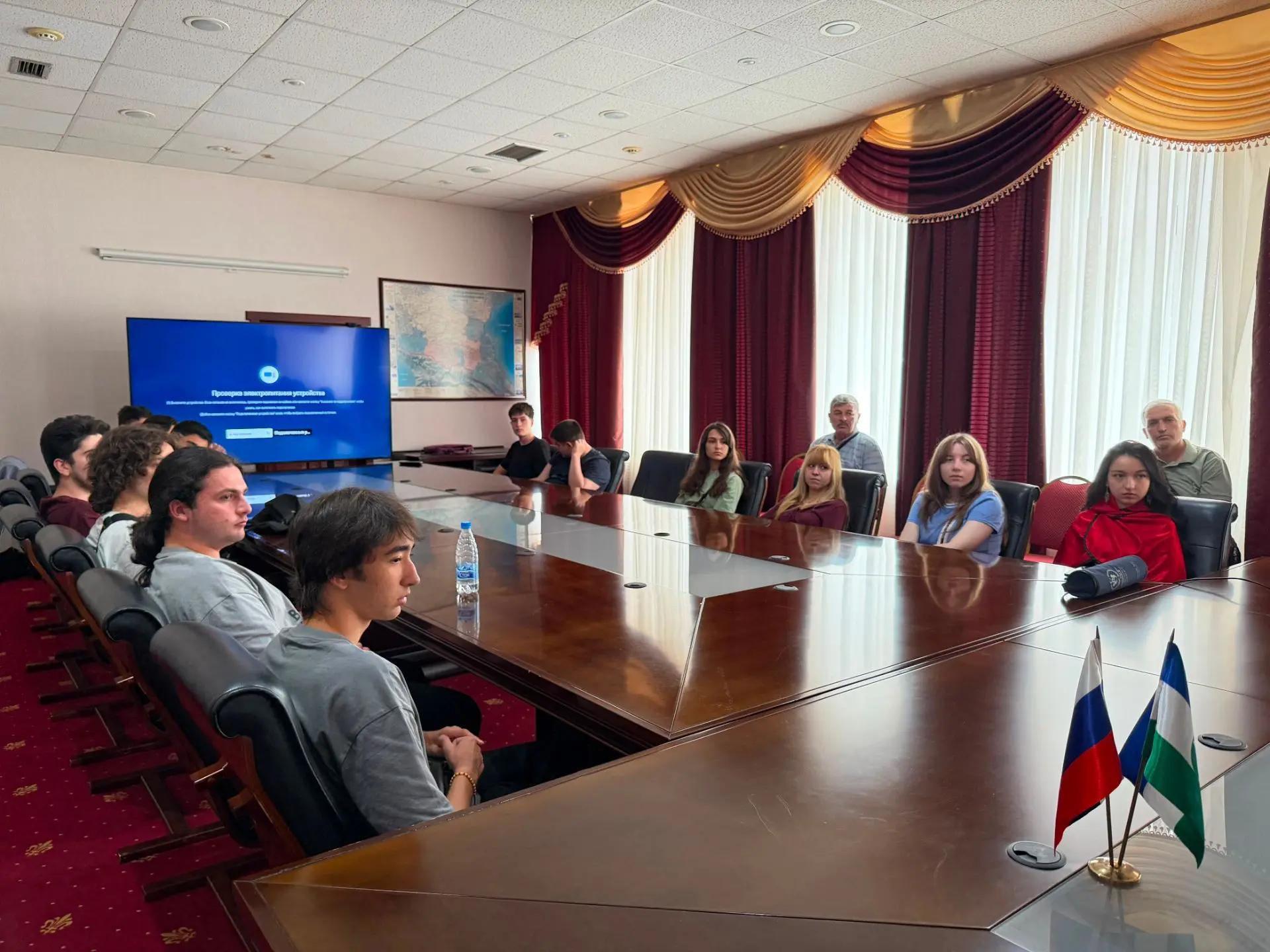 Для соотечественников из-за рубежа Миннац КБР проведена серия тематических встреч историко-патриотической направленности.