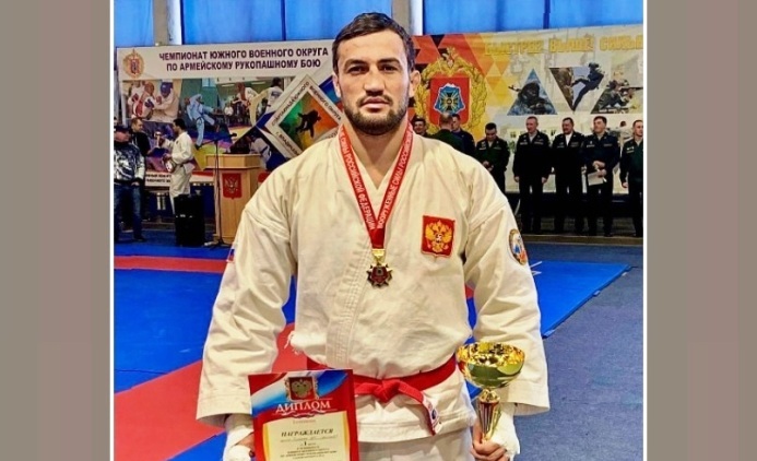 Мурат Хасанов завоевал путевку на всеармейский чемпионат России по АРБ