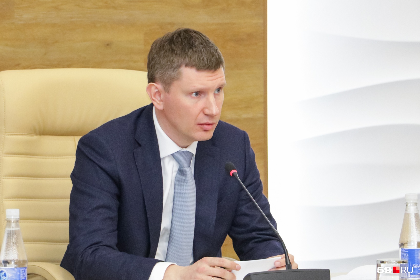 Максим Решетников рассказал о новых мерах поддержки бизнеса в условиях санкционных ограничений