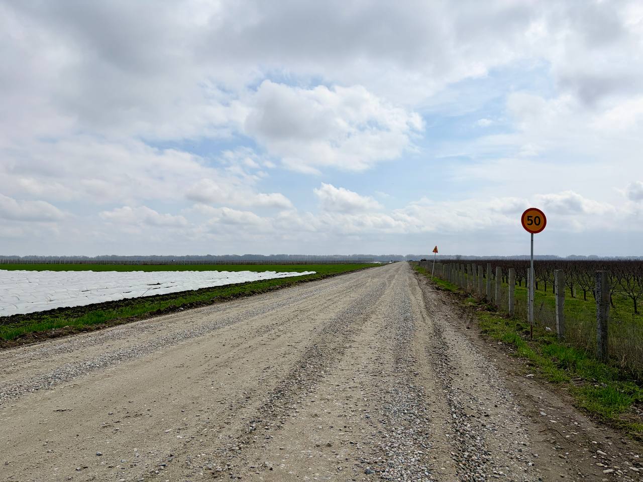 Казбек Коков ознакомился с ходом дорожных работ в районах республики