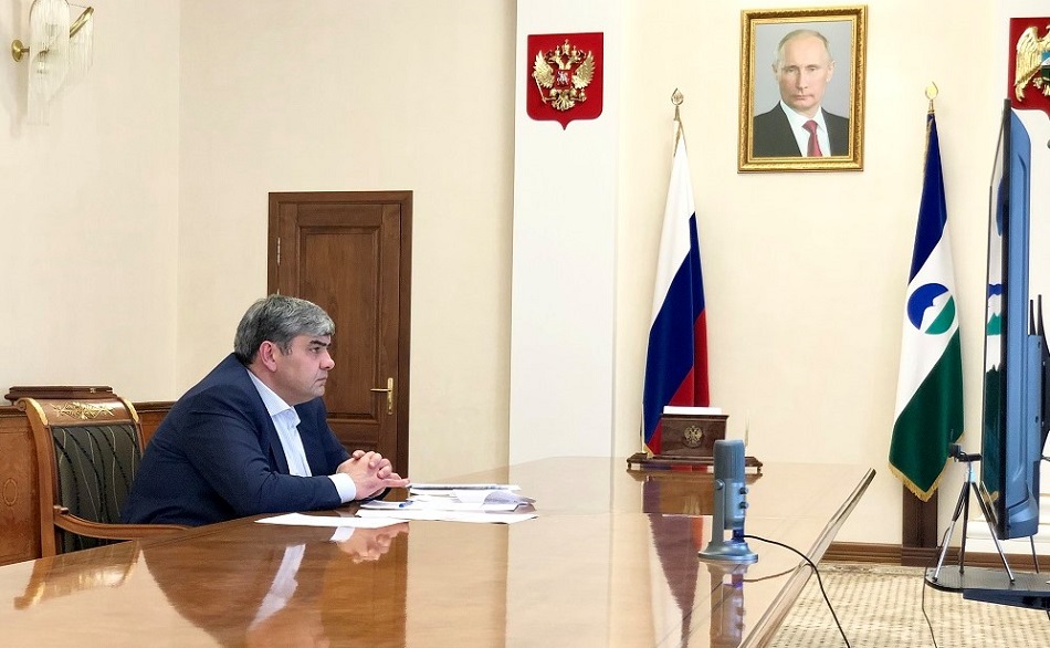 Казбек Коков провел «муниципальный час» с главами администраций районов и городских округов КБР
