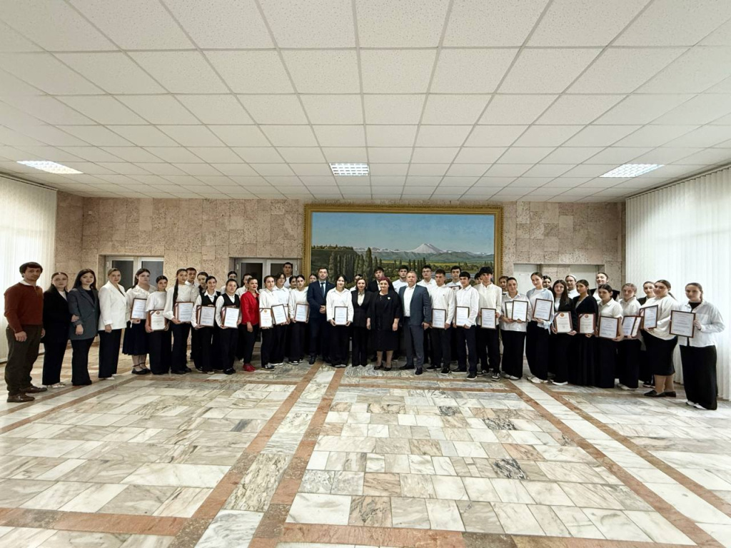 В администрации Терского района состоялось награждение активистов волонтерского движения